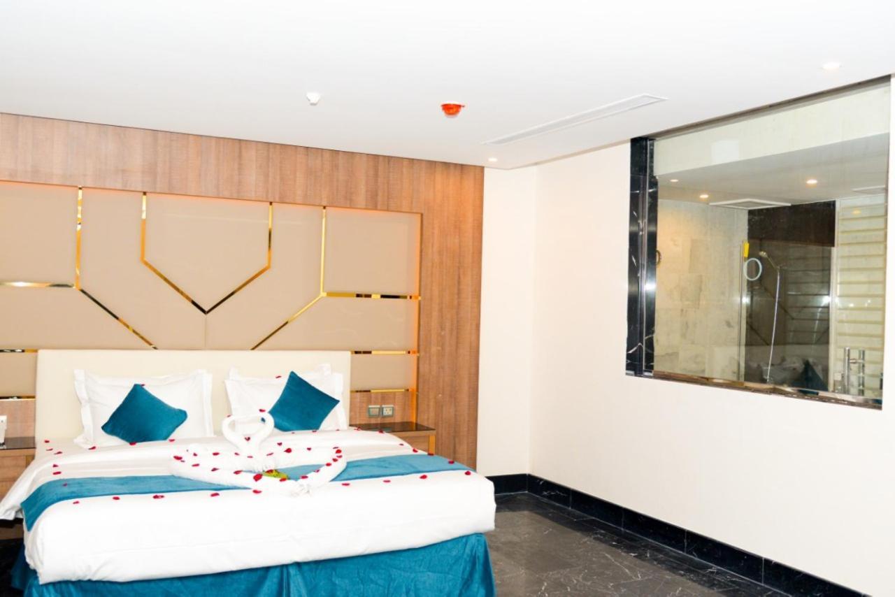 Mora Hotel By Pioneer Jeddah Ngoại thất bức ảnh