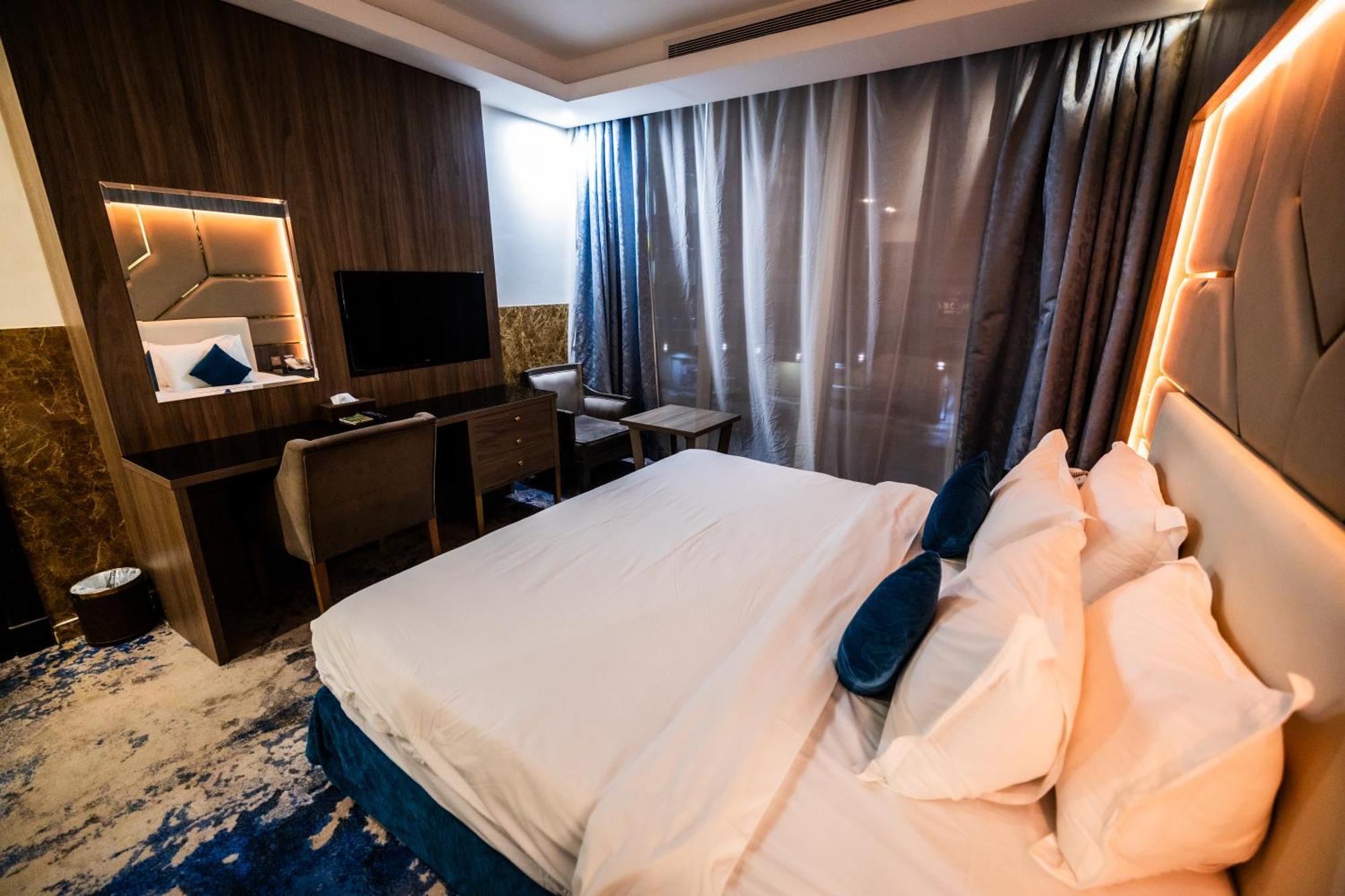 Mora Hotel By Pioneer Jeddah Ngoại thất bức ảnh