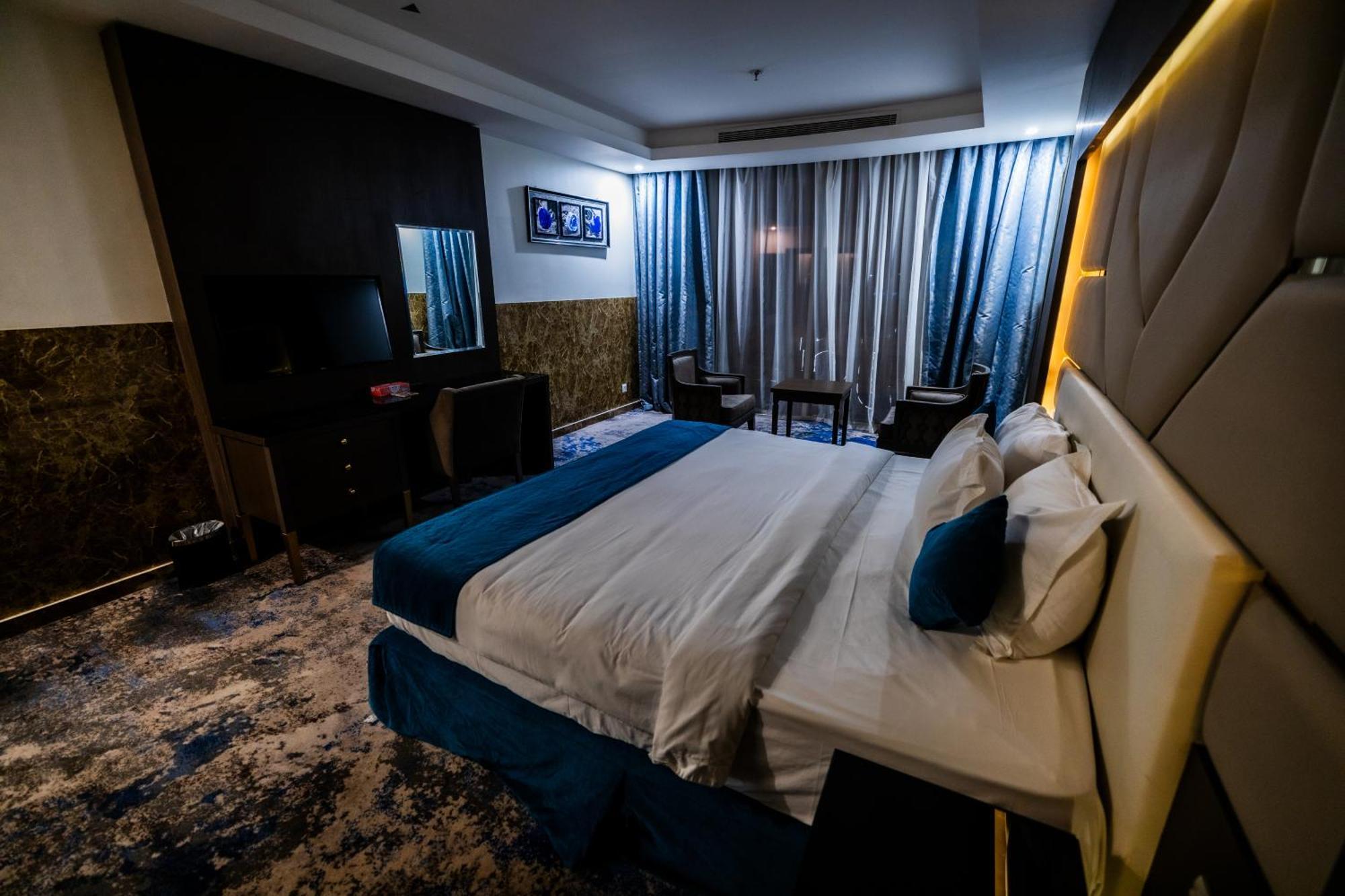 Mora Hotel By Pioneer Jeddah Ngoại thất bức ảnh