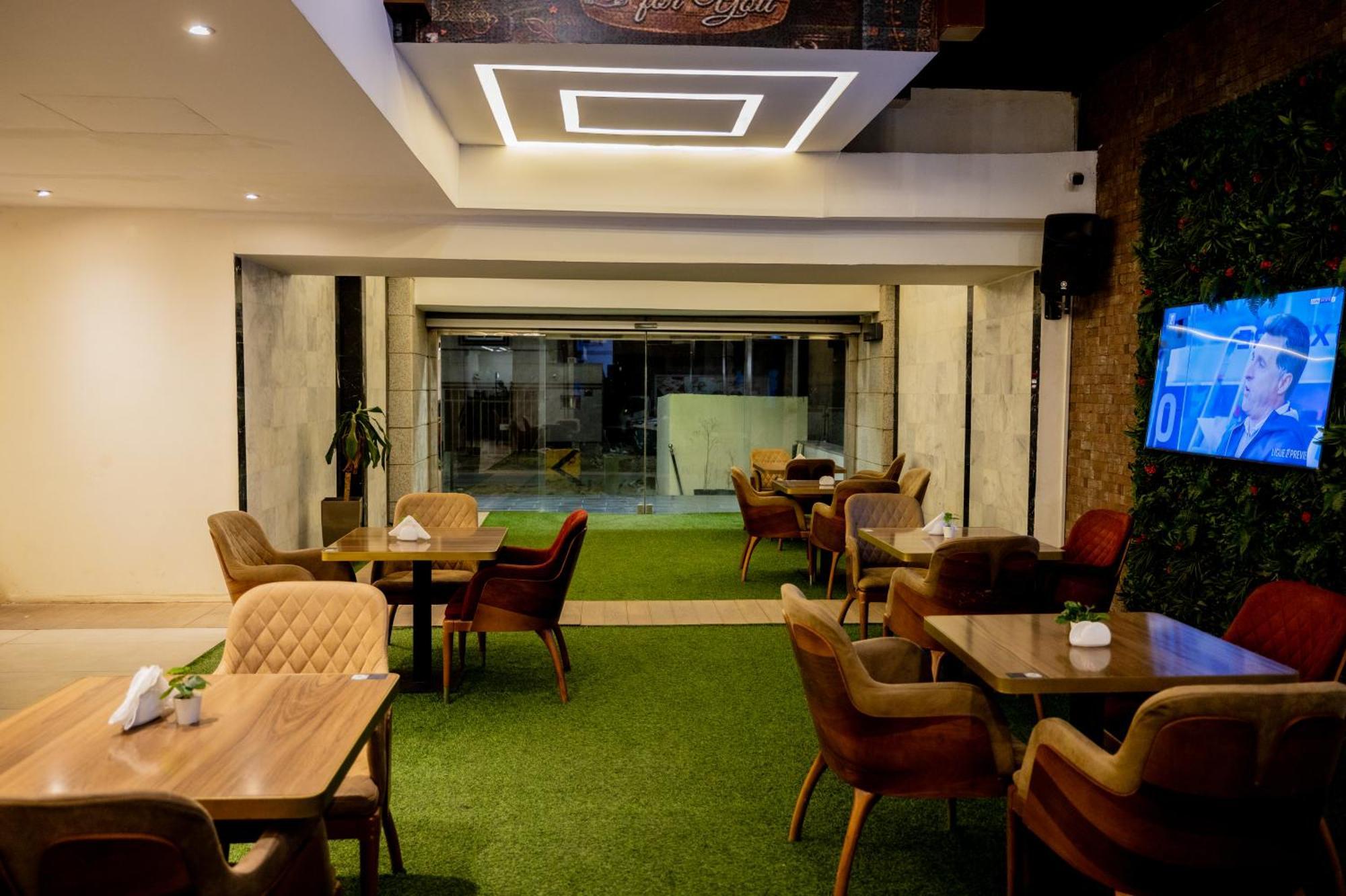 Mora Hotel By Pioneer Jeddah Ngoại thất bức ảnh